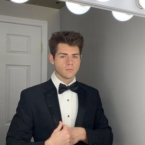 Meet your Posher, Mason